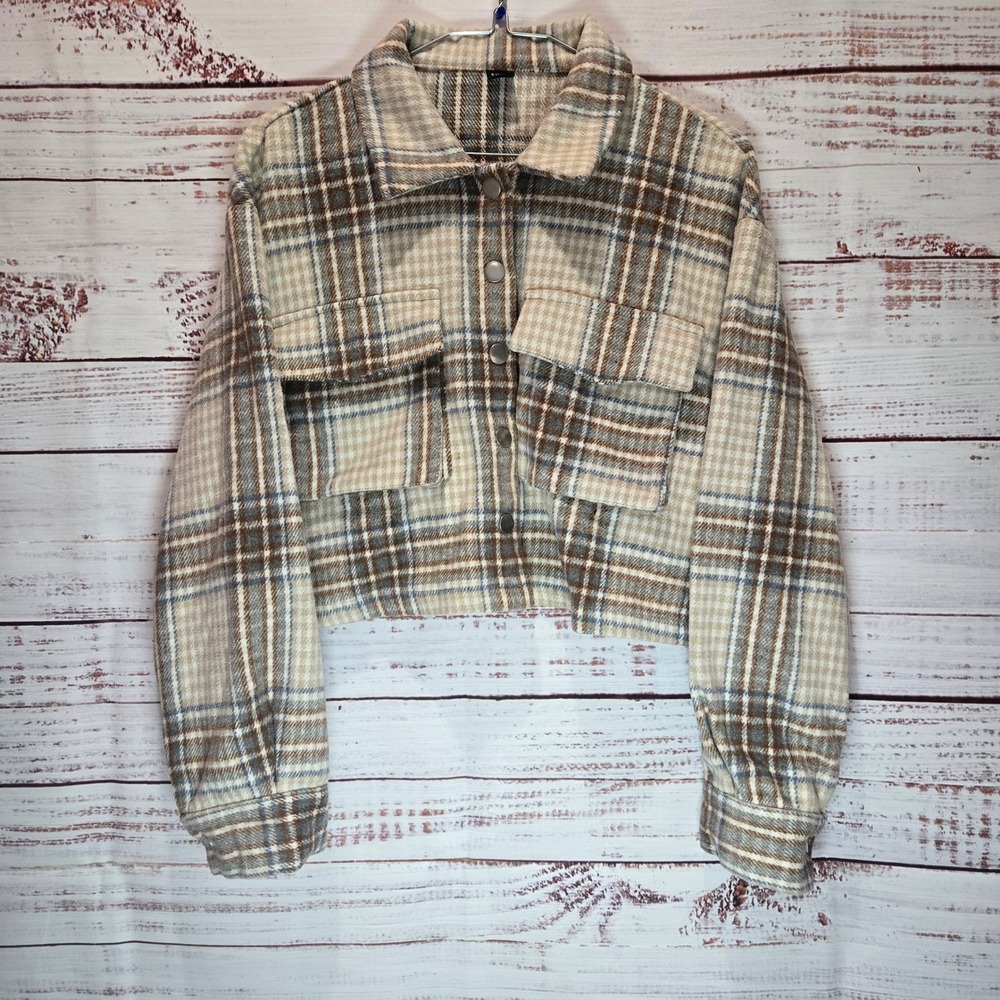 Plaid‎ Cropped Shacket Jacket Women's Size M Long Sleeve Button Front